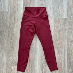 Alo Yoga Airlift Legging, cranberry, size S